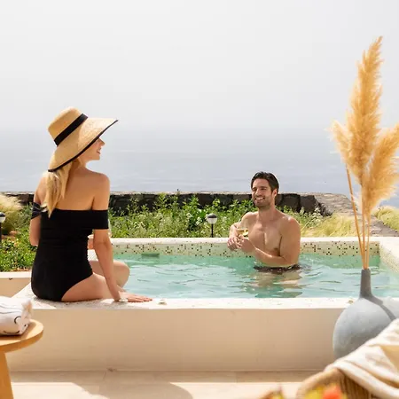 Santo Mine Hotel Oia